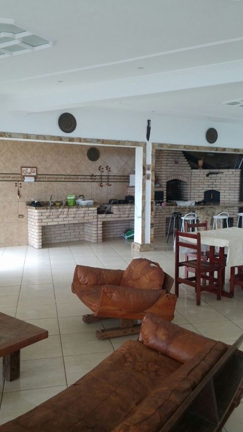 Sobrado de 600m² com 5 quartos em Serra Da Cantareira