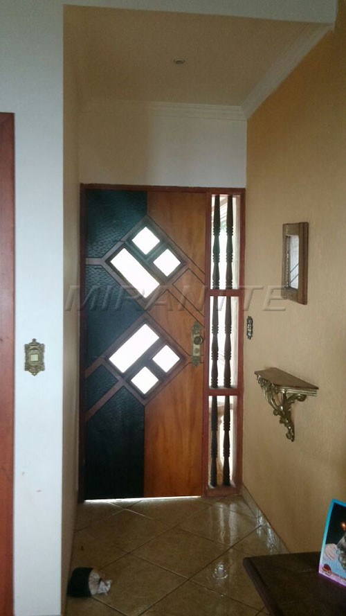 Sobrado de 600m² com 5 quartos em Serra Da Cantareira