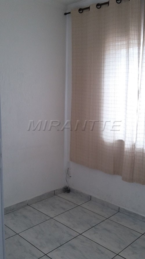 Comercial de 255m² em Água Fria