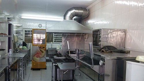 Comercial de 255m² em Água Fria