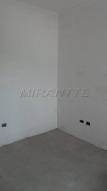 Cond. fechado de 75m² com 2 quartos em Casa Verde