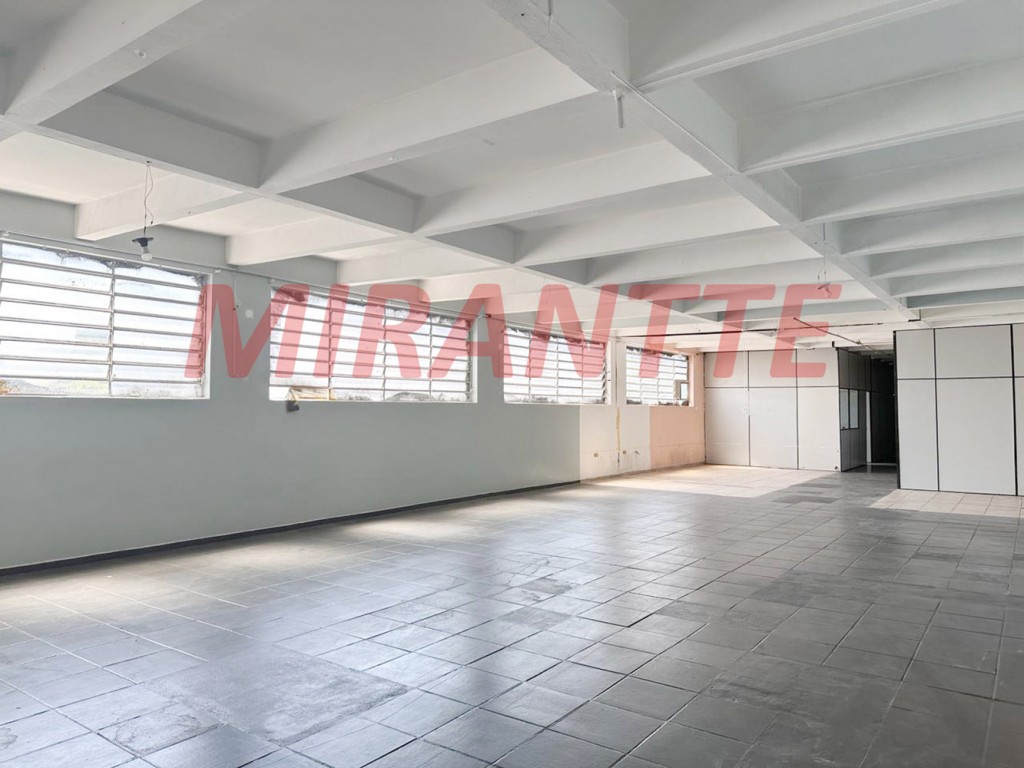 Comercial de 1298m² em Casa Verde