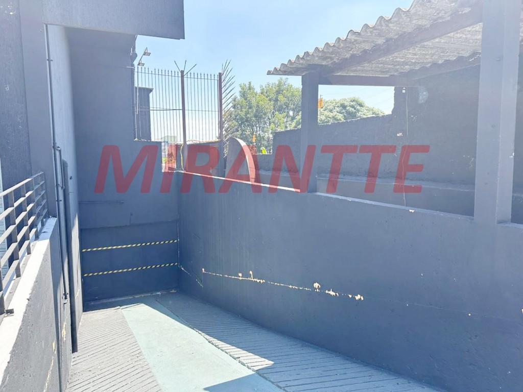 Comercial de 1298m² em Casa Verde