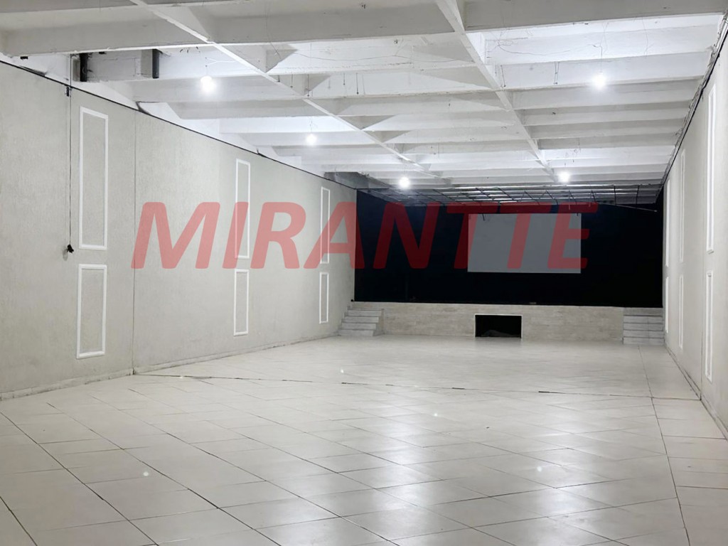 Comercial de 1298m² em Casa Verde