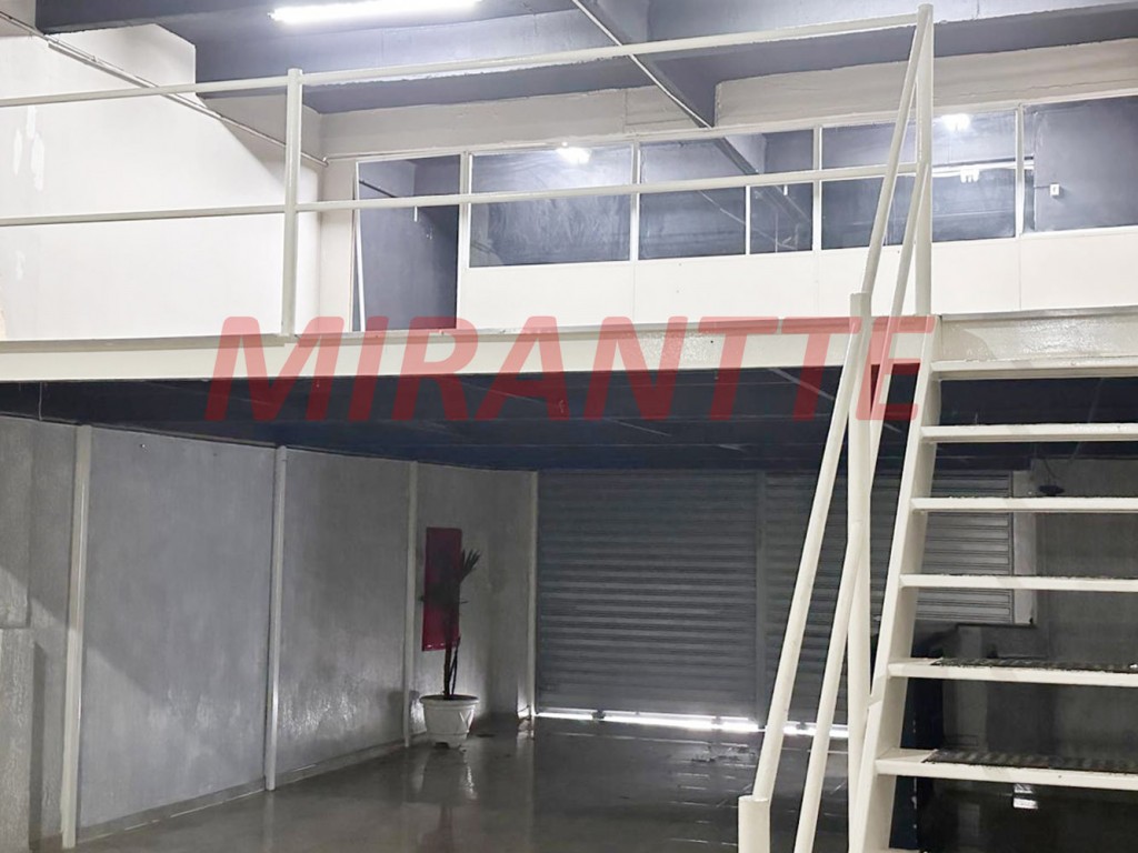 Comercial de 1298m² em Casa Verde