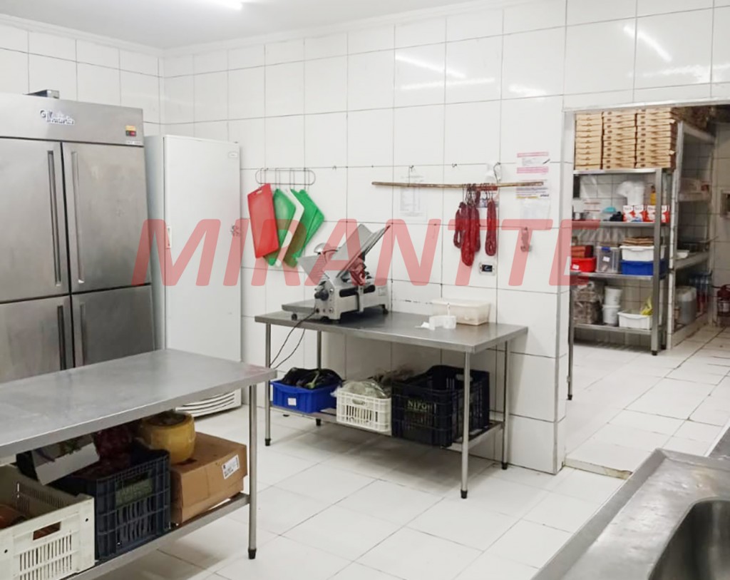 Comercial de 120m² em Santana