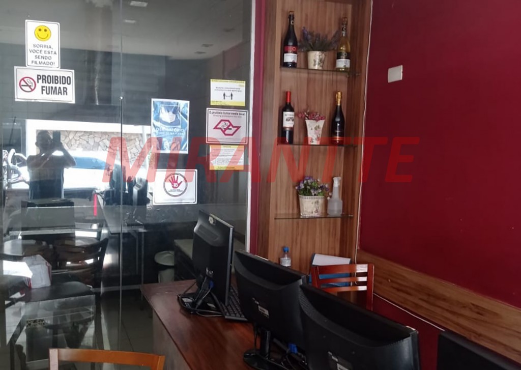 Comercial de 120m² em Santana