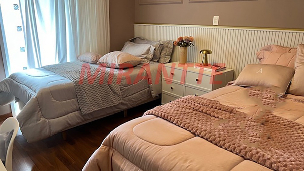 Apartamento de 260m² com 4 quartos em Santana