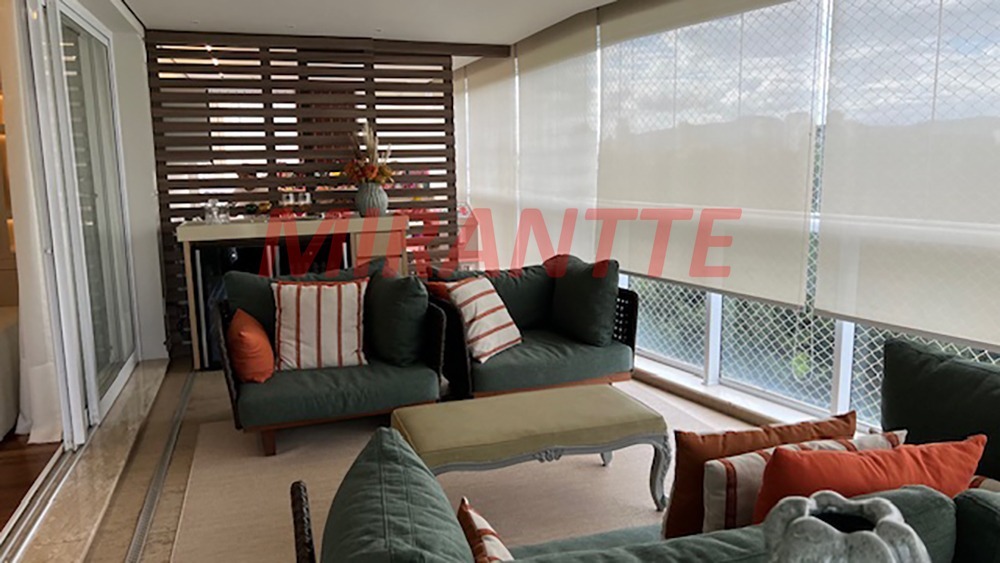 Apartamento de 260m² com 4 quartos em Santana