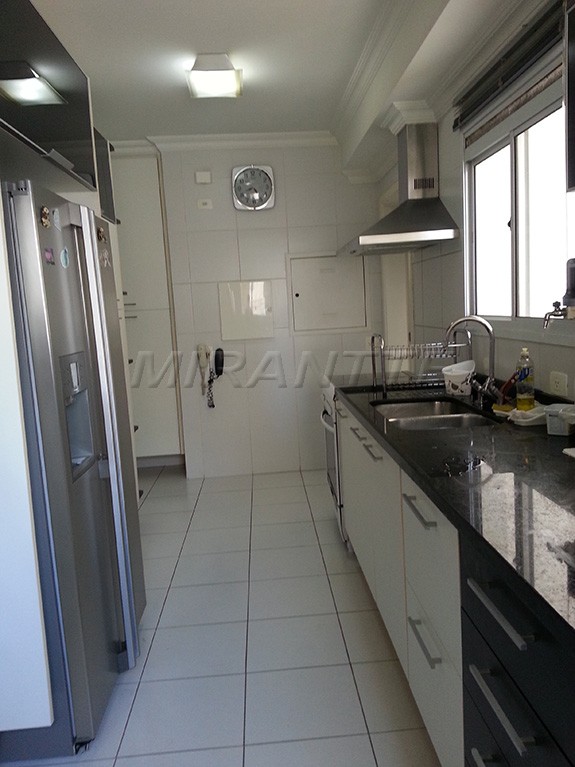 Apartamento de 178m² com 4 quartos em Brooklin
