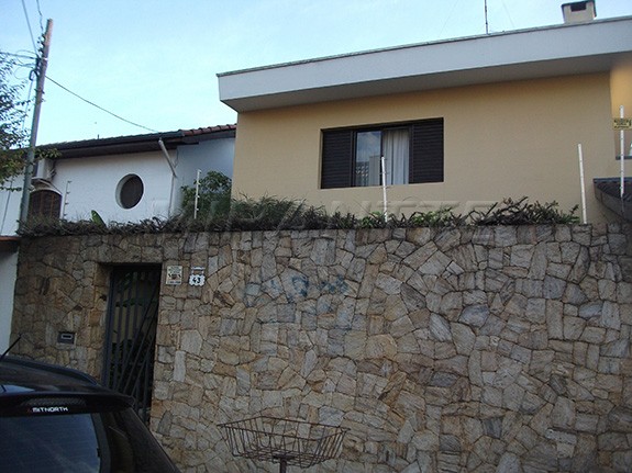 Sobrado de 240m² com 3 quartos em Vila Bianca