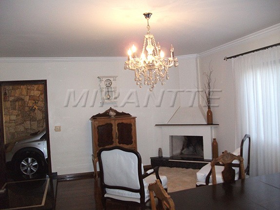 Sobrado de 240m² com 3 quartos em Vila Bianca