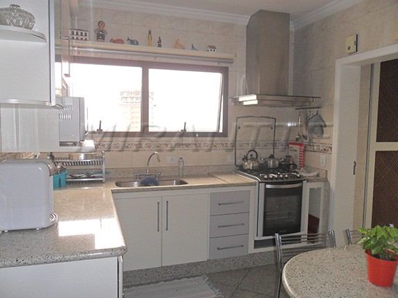 Apartamento de 220m² com 4 quartos em Vila Maria Alta