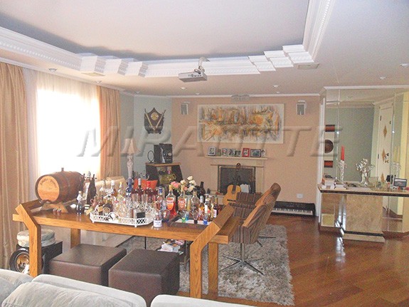 Apartamento de 220m² com 4 quartos em Vila Maria Alta