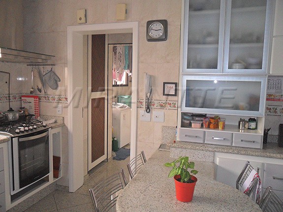 Apartamento de 220m² com 4 quartos em Vila Maria Alta