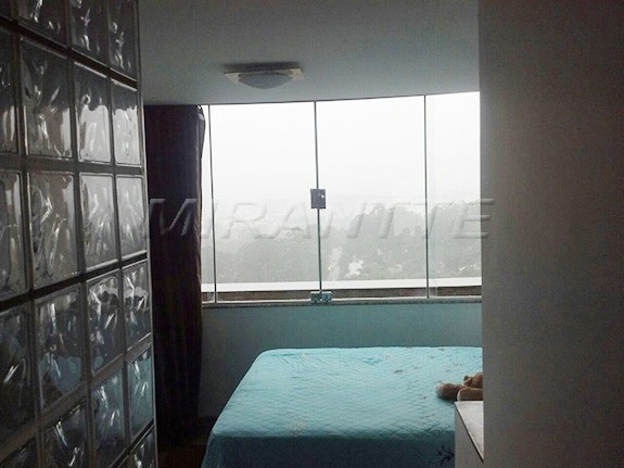 Cobertura com 4 quartos em Barro Branco