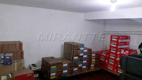 Sobrado de 260m² com 2 quartos em Santana