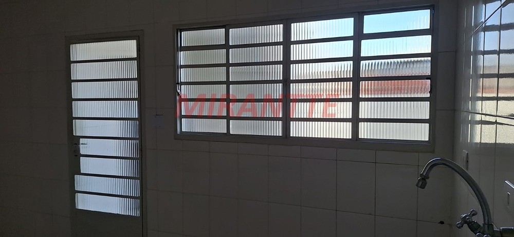 Sobrado de 150m² com 2 quartos em Santana