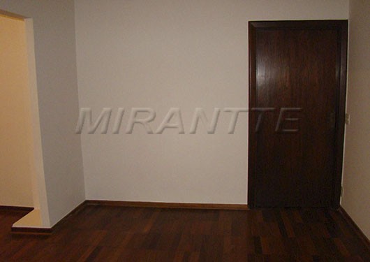 Apartamento de 218m² com 3 quartos em Jardim Paulista