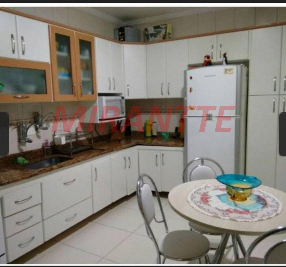 Sobrado de 260m² com 4 quartos em Casa Verde