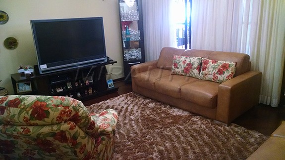 Sobrado de 140m² com 4 quartos em Casa Verde