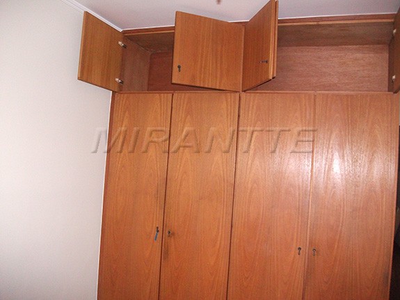 Sobrado de 150m² com 3 quartos em Vila Ester