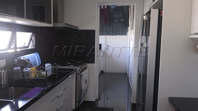 Apartamento de 147m² com 3 quartos em Santana