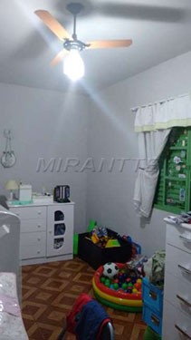 Sobrado de 320m² com 4 quartos em Jardim Maristela