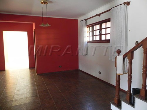 Sobrado de 150m² com 3 quartos em Jardim Entre Serras – Mairiporã