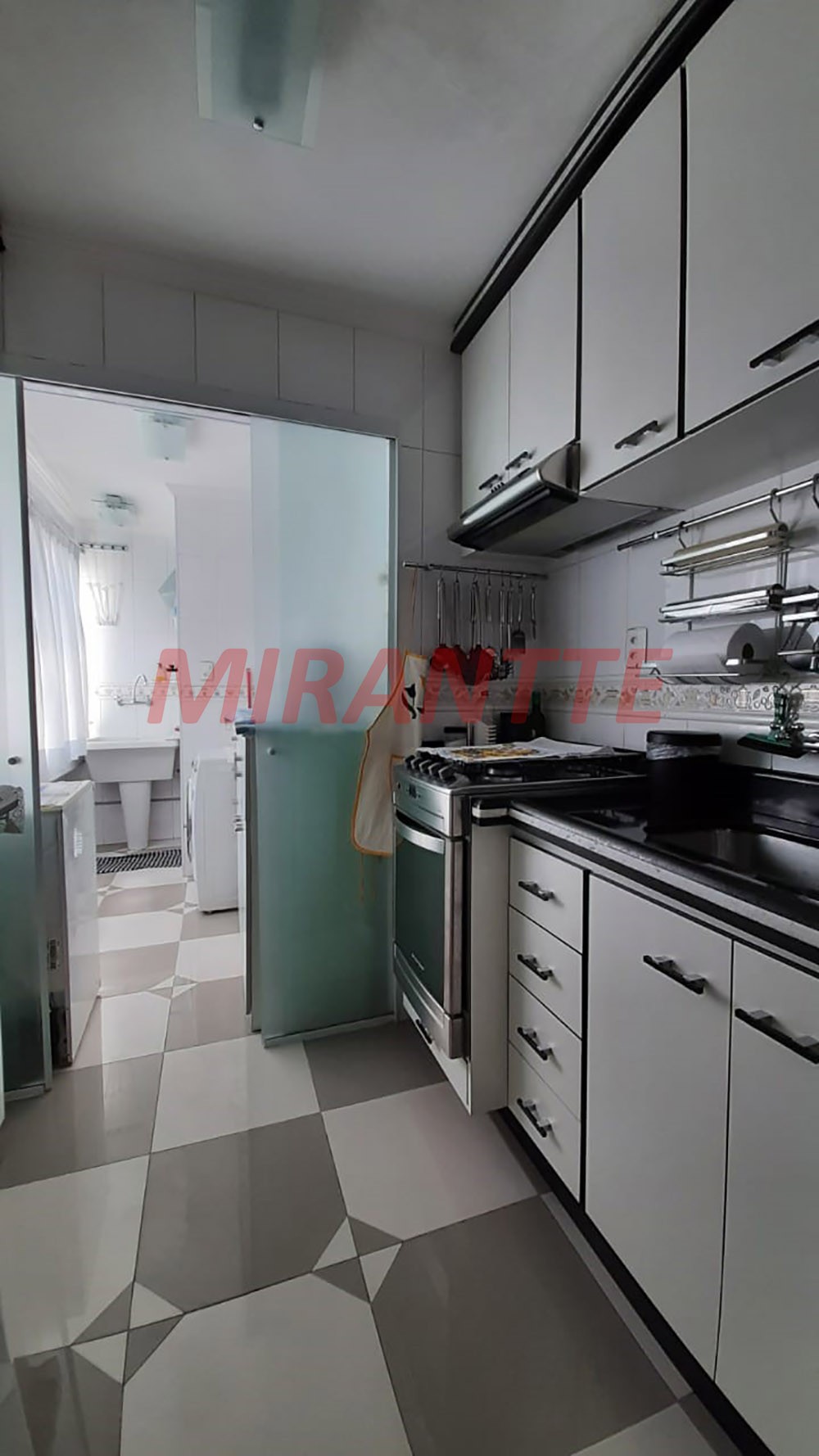 Apartamento de 75m² com 3 quartos em Jaçana