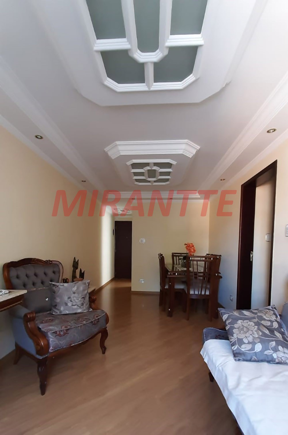 Apartamento de 75m² com 3 quartos em Jaçana