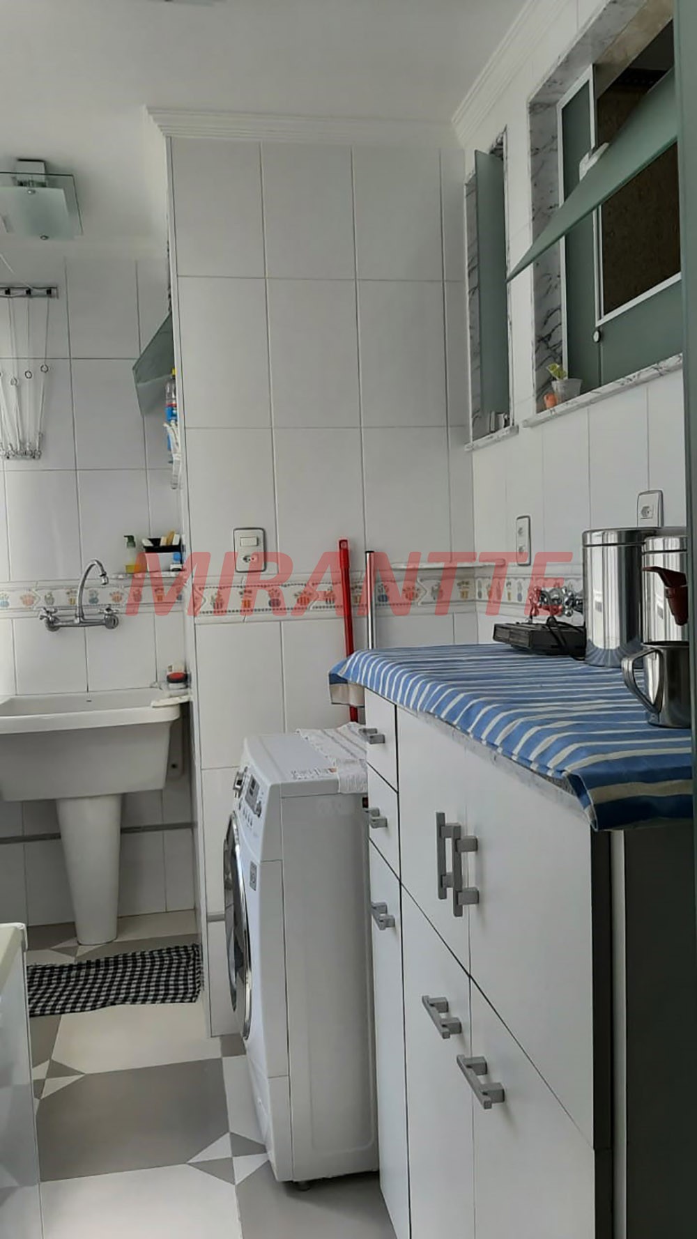 Apartamento de 75m² com 3 quartos em Jaçana