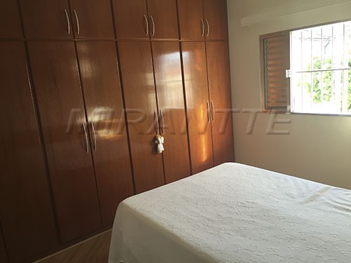 Sobrado de 140m² com 3 quartos em Sacoma