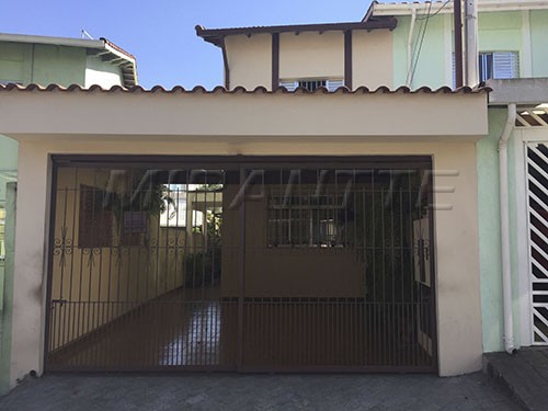 Sobrado de 140m² com 3 quartos em Sacoma