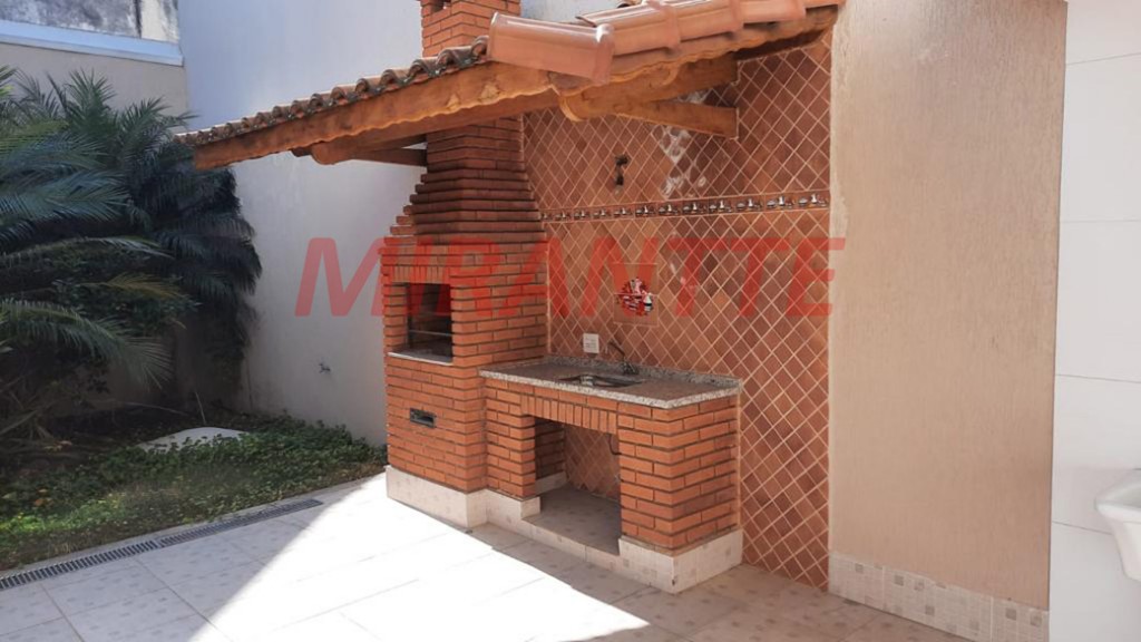 Sobrado de 215m² com 3 quartos em Piqueri