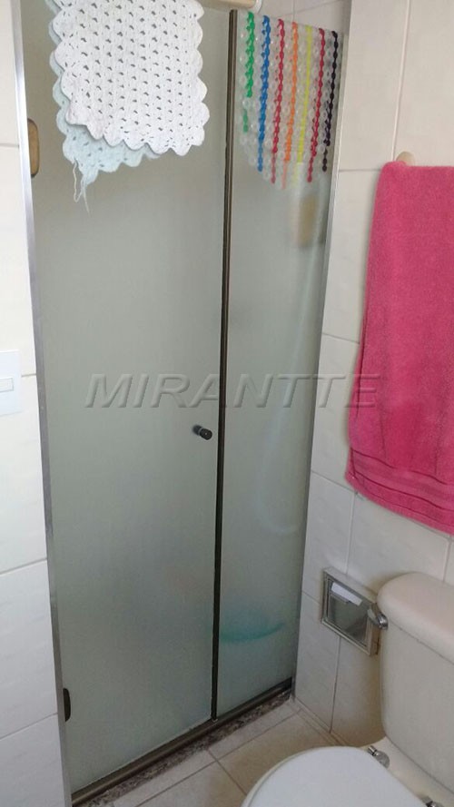 Apartamento de 63m² com 2 quartos em Barro Branco