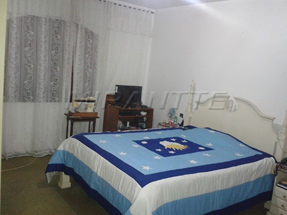 Sobrado de 326m² com 4 quartos em Jardim Leonor Mendes De Barros