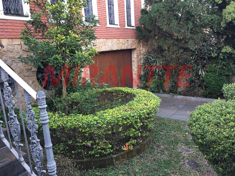 Sobrado de 326m² com 4 quartos em Jardim Leonor Mendes De Barros