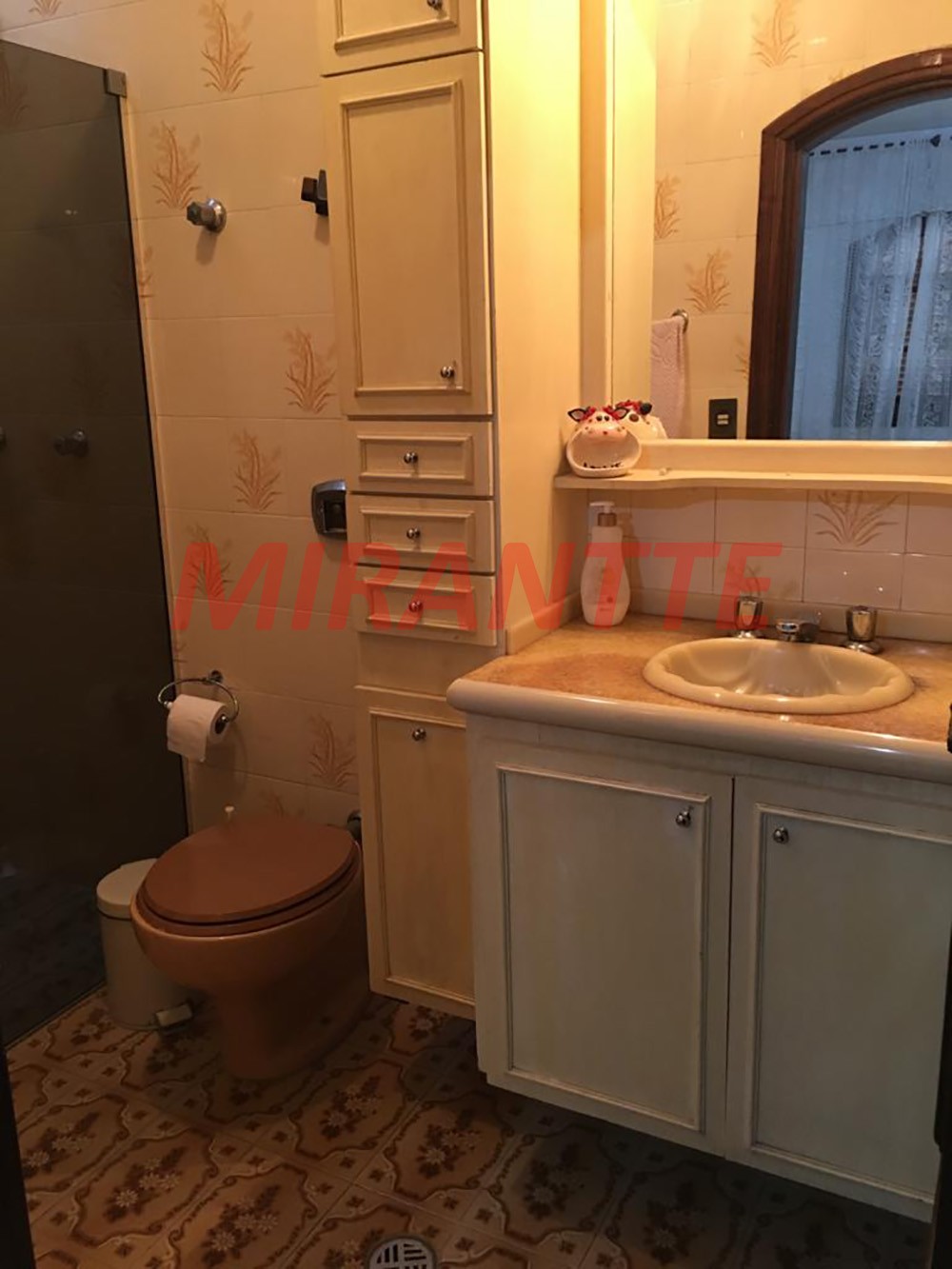 Sobrado de 326m² com 4 quartos em Jardim Leonor Mendes De Barros