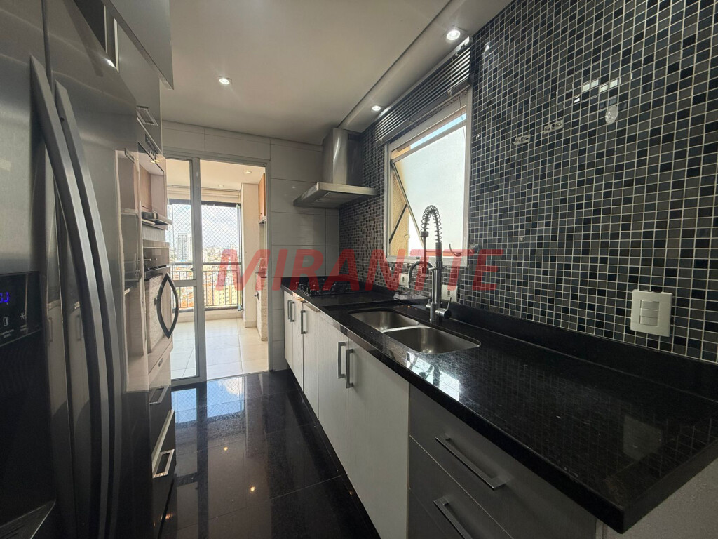 Apartamento de 140m² com 3 quartos em Santa Teresinha