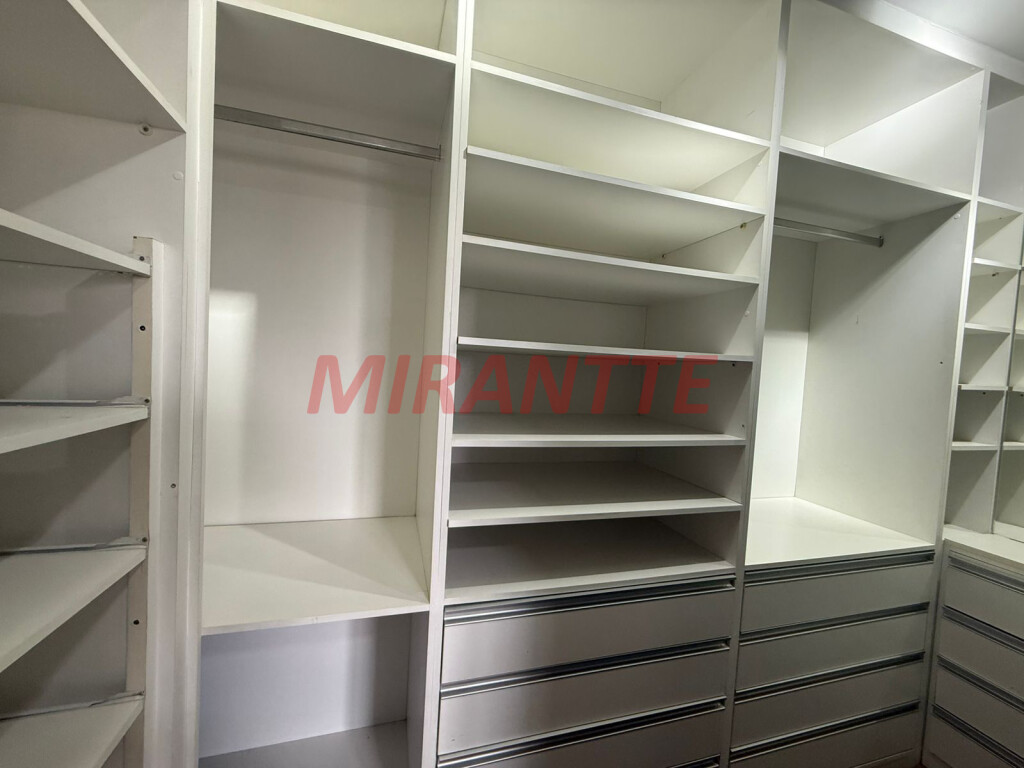 Apartamento de 140m² com 3 quartos em Santa Teresinha