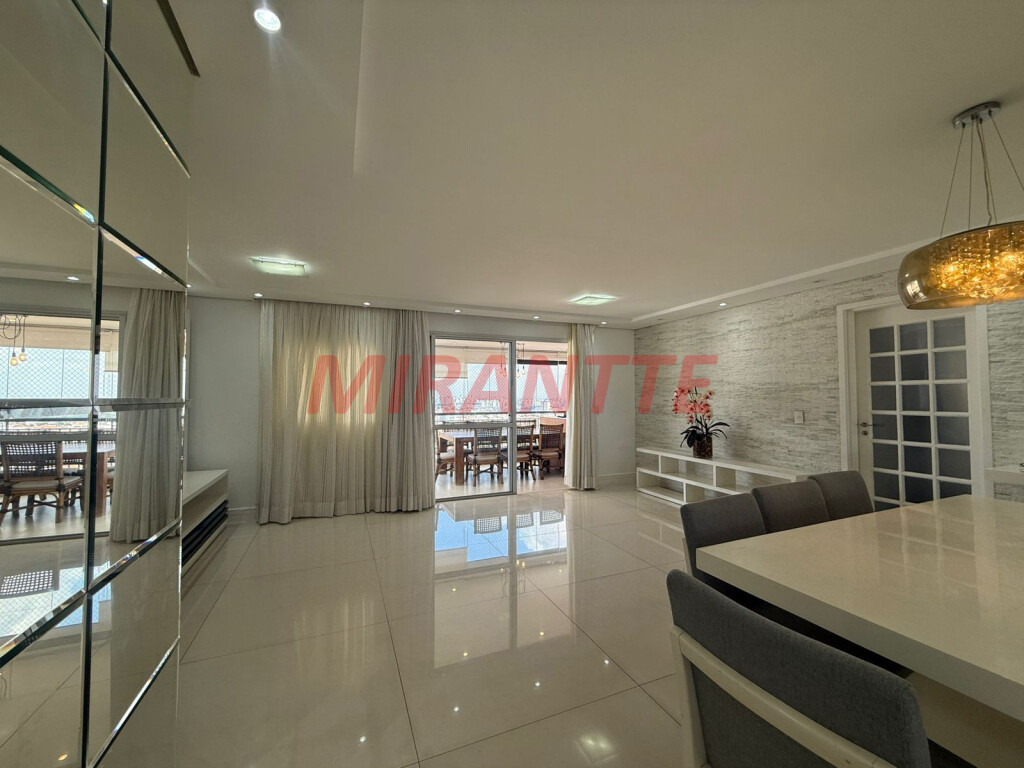 Apartamento de 140m² com 3 quartos em Santa Teresinha