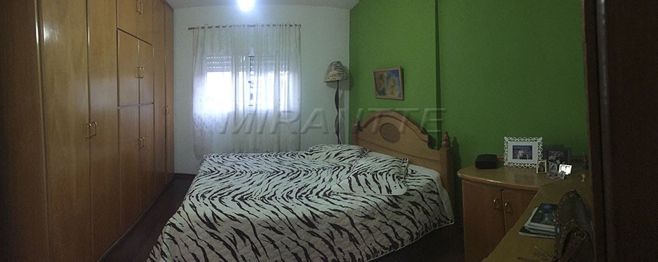 Apartamento de 110m² com 3 quartos em Água Fria
