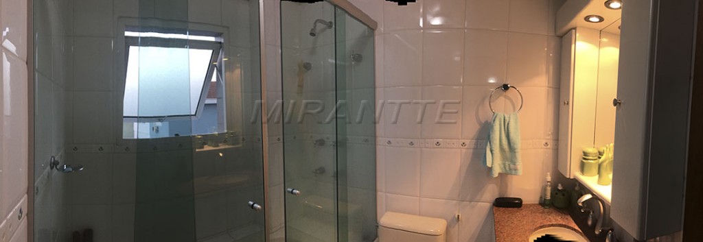 Apartamento de 110m² com 3 quartos em Água Fria