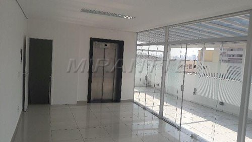 Comercial de 1800m² em Mooca