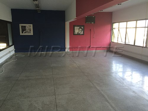 Galpao de 1925m² em Limão