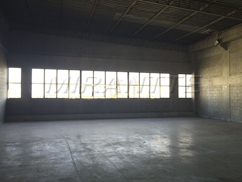 Galpao de 1925m² em Limão
