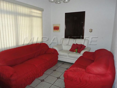 Casa terrea de 100m² com 2 quartos em Parque Edu Chaves