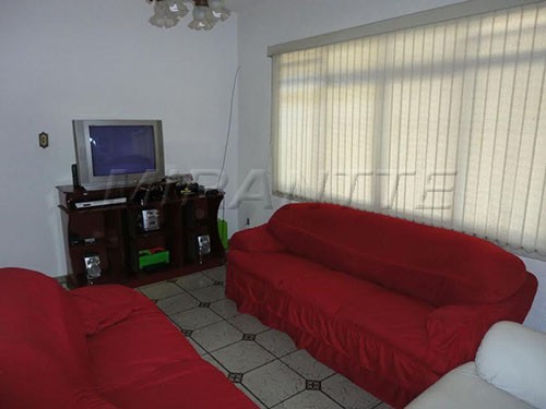 Casa terrea de 100m² com 2 quartos em Parque Edu Chaves