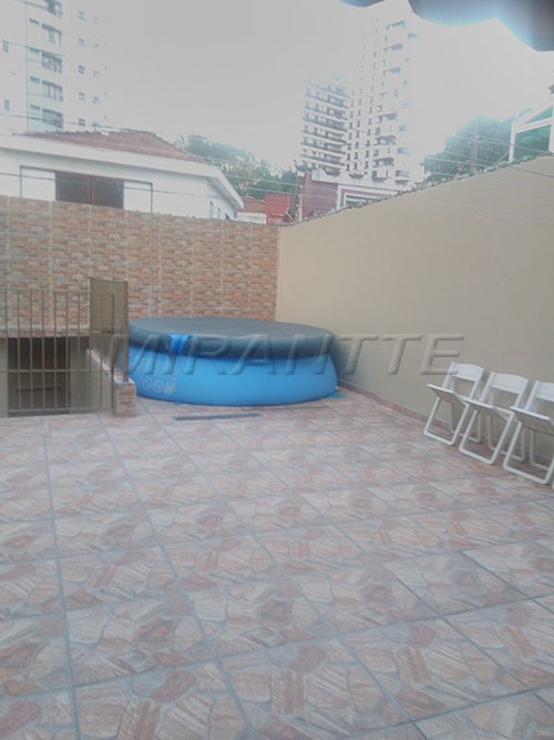 Sobrado de 177m² com 3 quartos em Santa Teresinha
